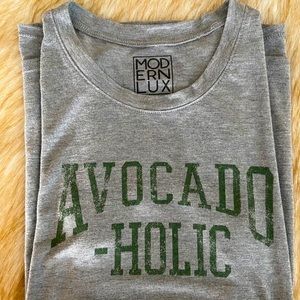 🥑 Comfy Avocado Tee 🥑 Modern Luxe. LG.